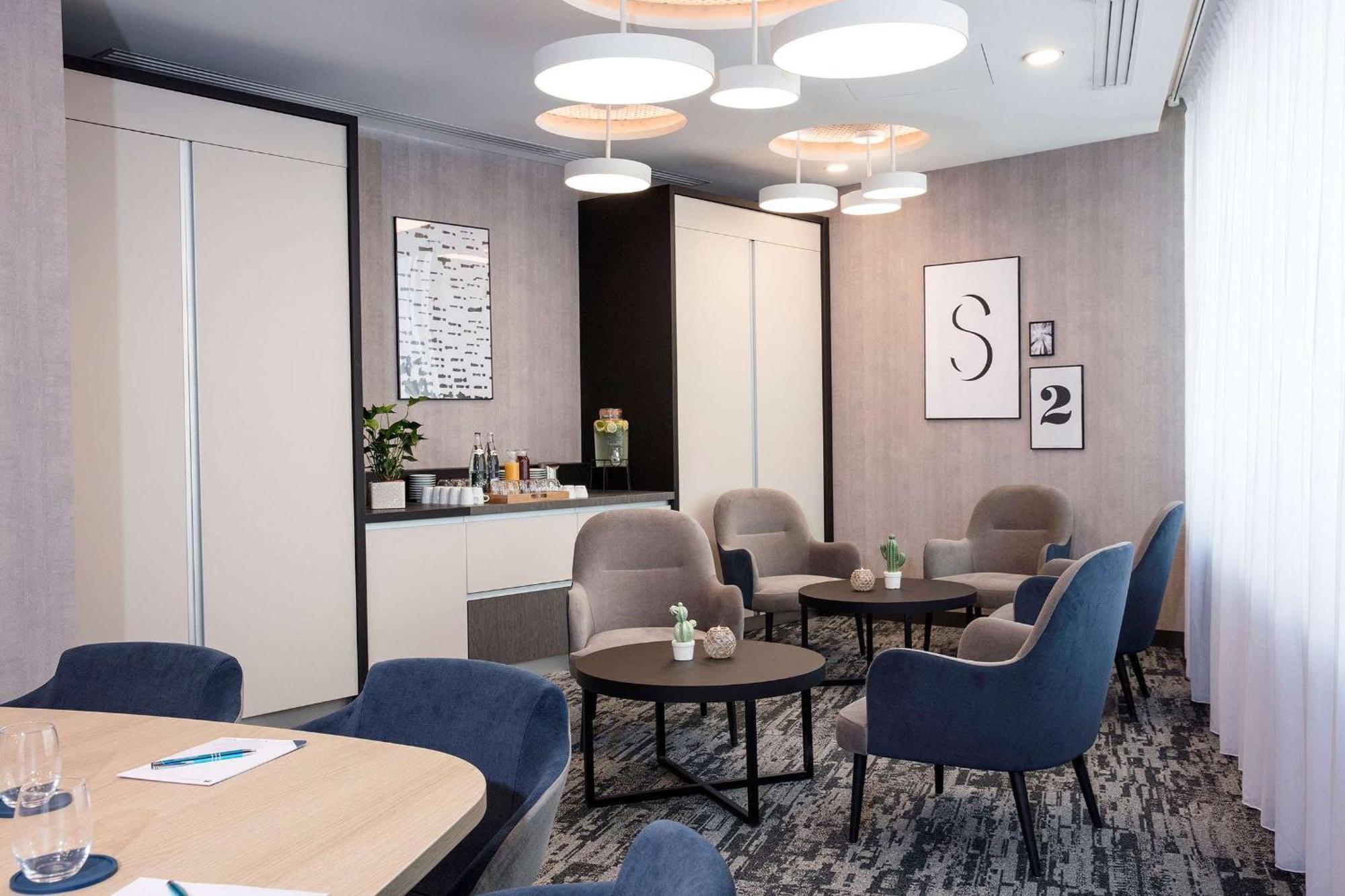 מלון Hampton By Hilton Paris קלישי מראה חיצוני תמונה