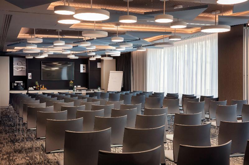 מלון Hampton By Hilton Paris קלישי מראה חיצוני תמונה